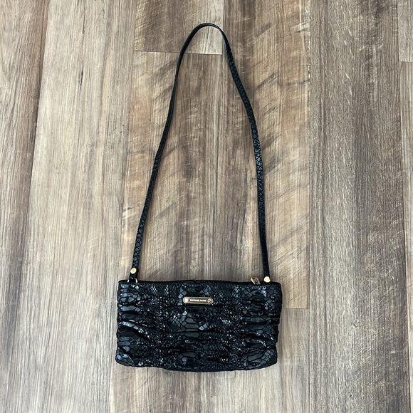 Black Micheal Kors Patent Animal Print Clutch Strap Bag - Picture 11 of 13